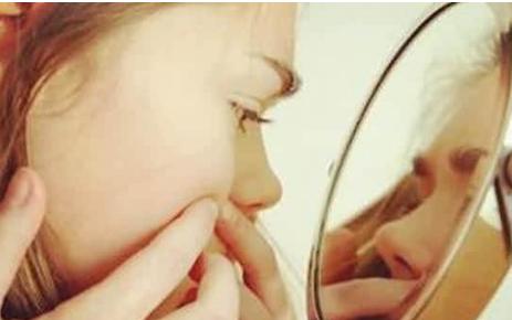 解决毛孔粗大简单有效的方法,毛孔粗大如何拯救学生党