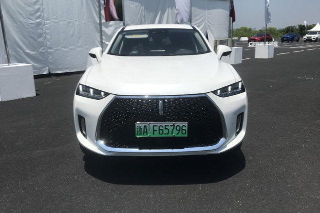 c罗的座驾到底有多豪,c罗的座驾有多厉害