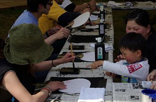 初学毛笔握笔正确姿势有几种,毛笔转笔姿势