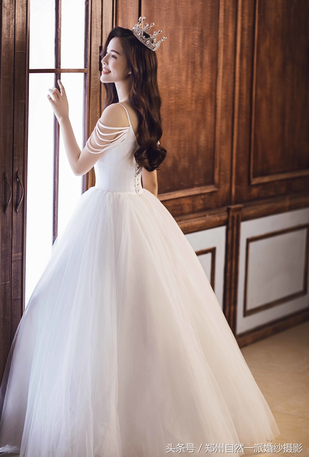 一群人拍照摆pose大全,拍照不会摆pose看下去就知道了