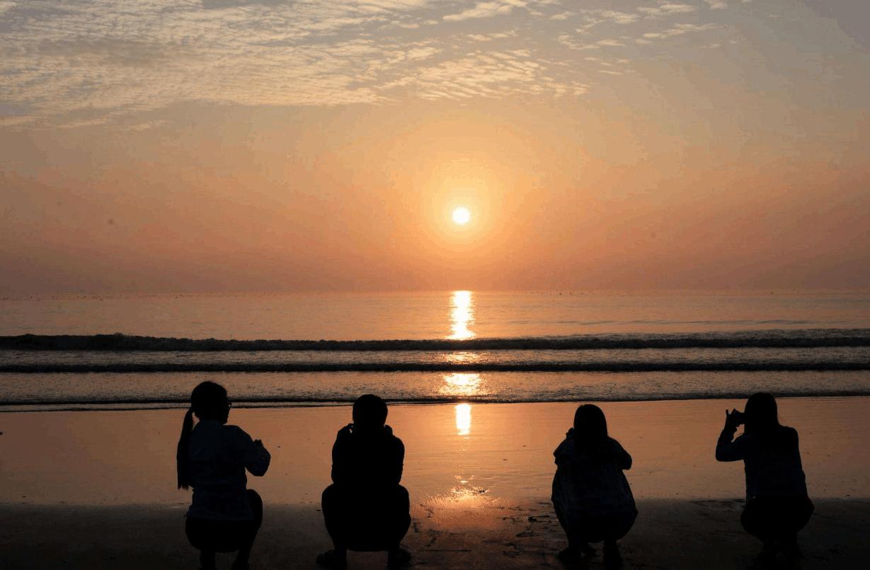 福建六鳌翡翠湾醉美沙滩,厦门翡翠湾海滩