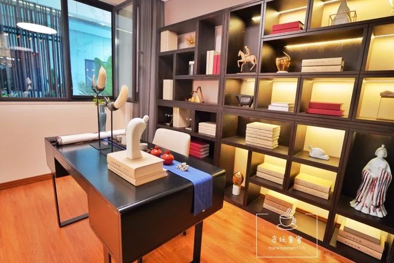 暑期去山东龙口,拍ins风网红大片,看没有游客蔚蓝大海!