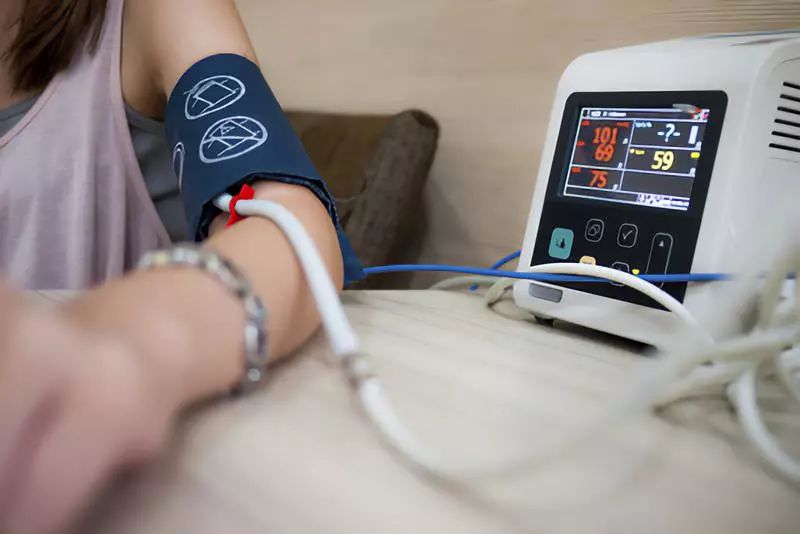 血压微高吃什么药好,血压稍高了点怎么吃降压中药安全