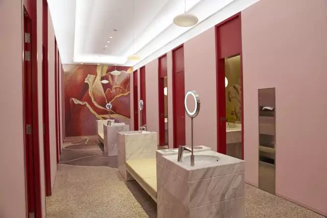 一篇有“异味”的测评文章，慎点！