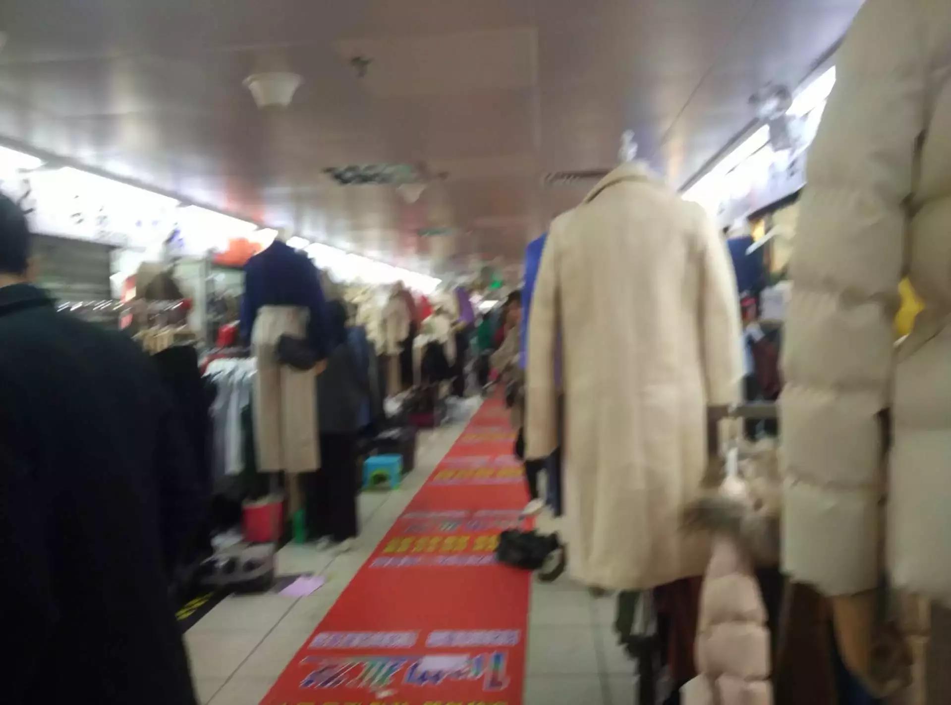 广州最便宜的服装批发市场在哪,60元一件的服装批发市场贵不贵