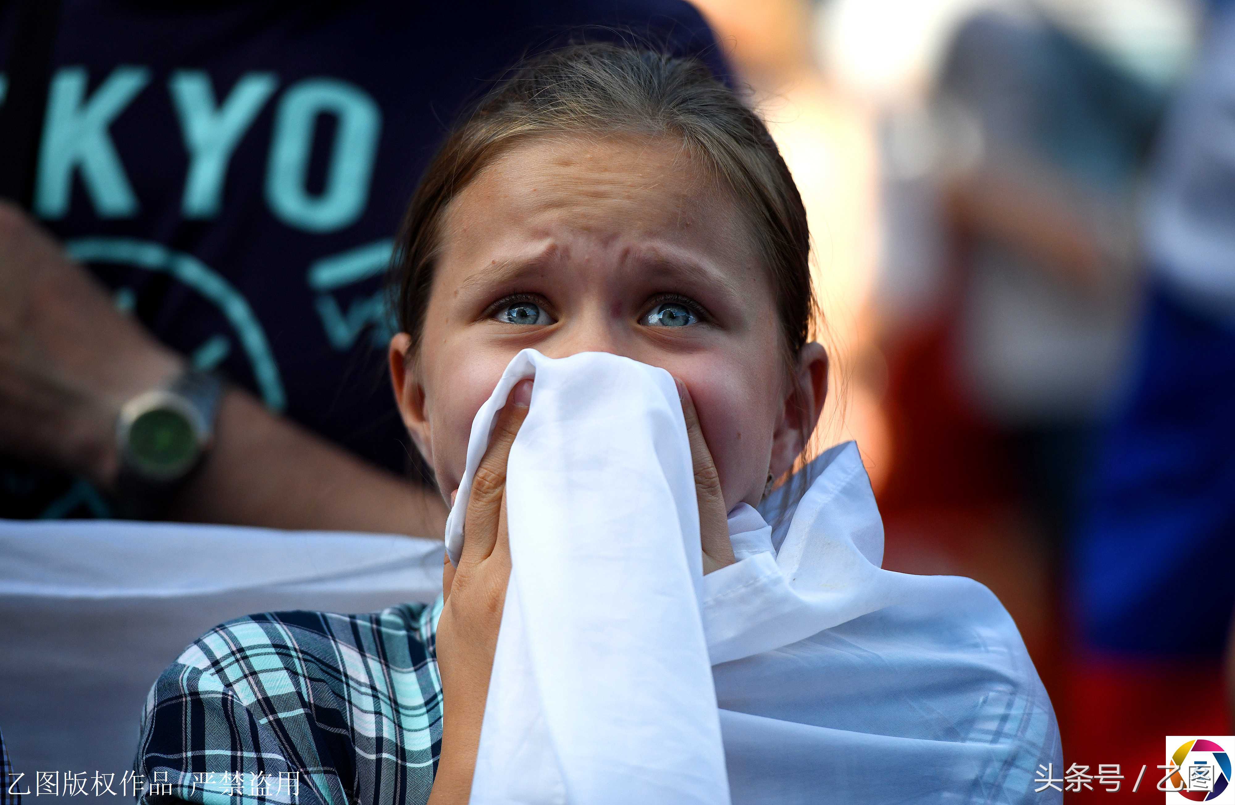 资深记者辞职专拍小人物，在头条获6亿流量，还用镜头解救了140个家庭