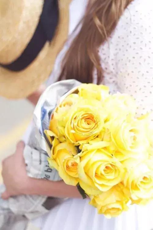 七夕玫瑰的数量和颜色有讲究,七夕情人节送玫瑰支数含义