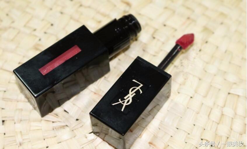 迷人魅力哑光唇彩,圣罗兰416号色试色