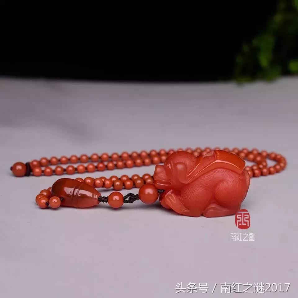 辟邪招财佩戴什么黄金手串,辟邪消灾保平安佩戴什么玉器