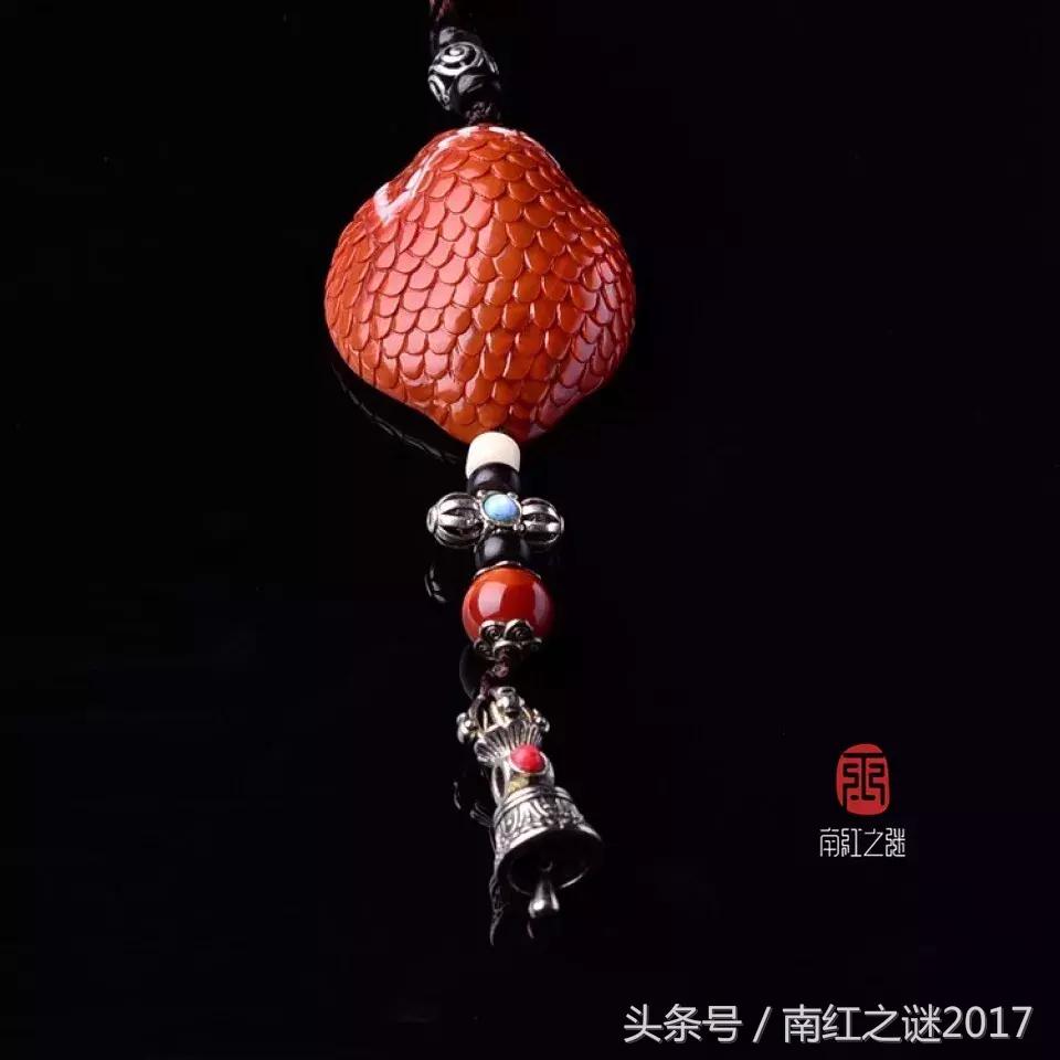 辟邪招财佩戴什么黄金手串,辟邪消灾保平安佩戴什么玉器