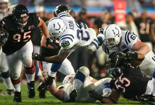 中国男性反向觉醒,中国男性引体向上水平