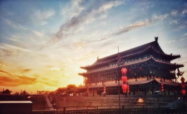 舌尖上的城市地标,舌尖上的美食和山河之旅