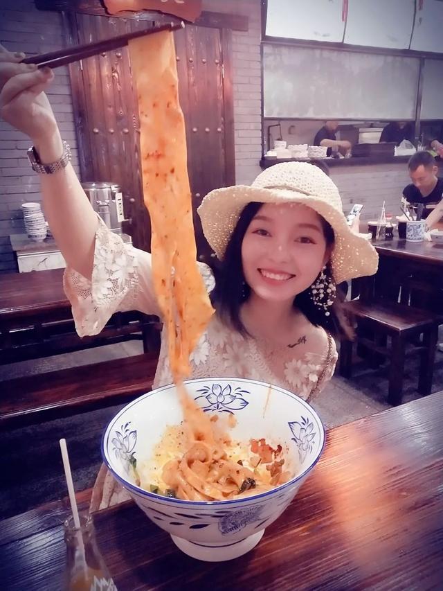 舌尖上的城市地标,舌尖上的美食和山河之旅