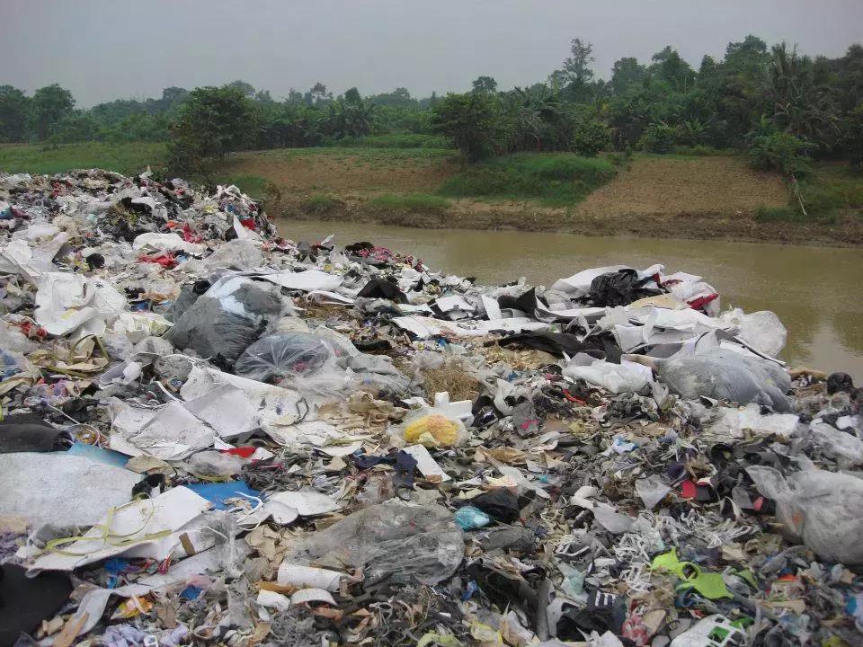 burberry奢侈品价格,burberry在奢侈品的地位