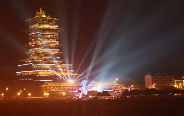 那些留在县城的年轻人后来怎样,那些返乡的年轻人后来都怎么样了