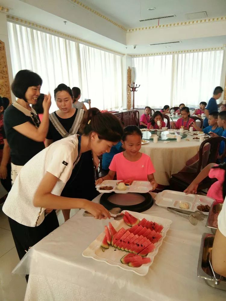 关爱困境儿童夏令营,关爱留守困境儿童夏令营亮点