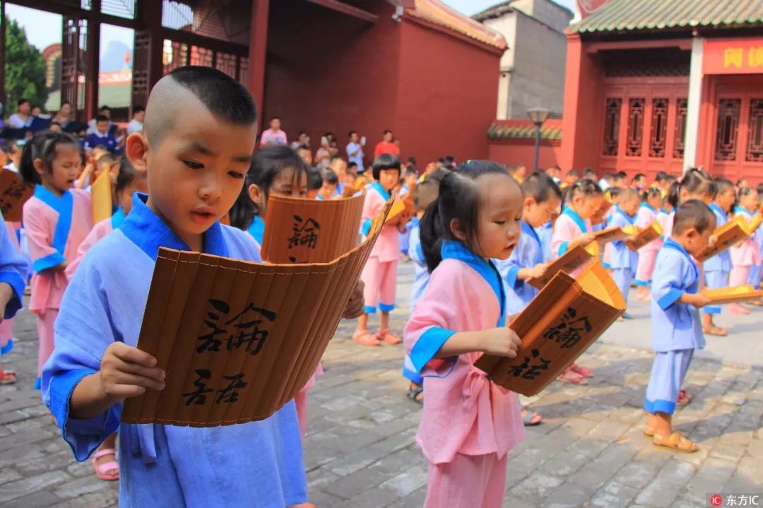 开学必背古诗词小学,孩子新学年寄语最适合的十首古诗