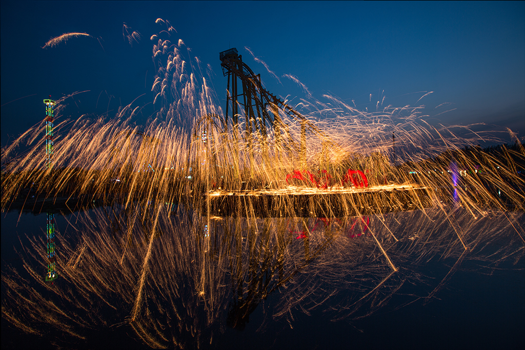 火热的夏日方特夜场,方特圣诞节夜场项目