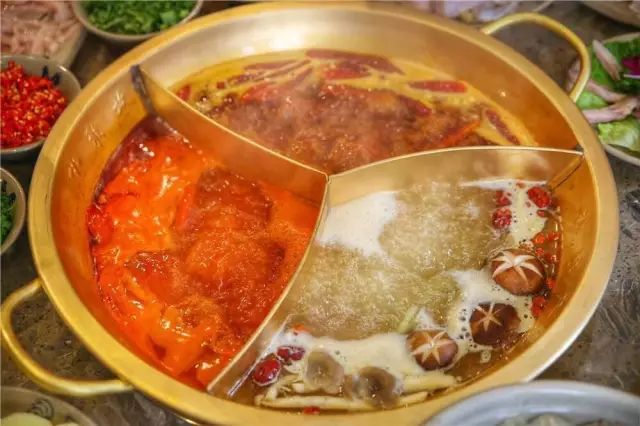 昆明这家鲜卤火锅,昆明24小时火锅店官渡区