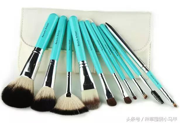 哪款粉底液粉扑最好上妆,粉底刷和气垫粉扑哪个上妆比较好