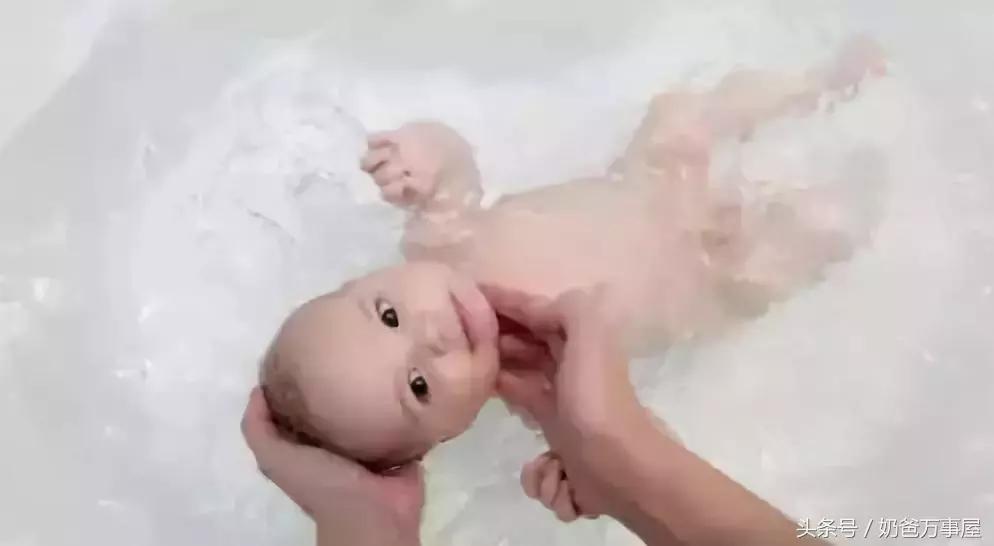 宝宝脸上湿疹反反复复怎么根除,一到春夏季宝宝身上长湿疹