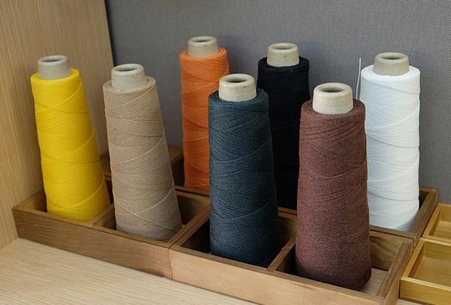 画廊般的Moshi专卖店-买3C周边购物体验