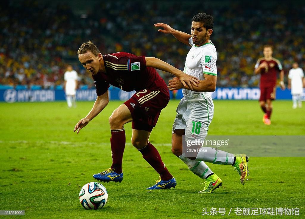 世界杯鸳鸯足球鞋,世界杯彪马鸳鸯足球鞋绿橙