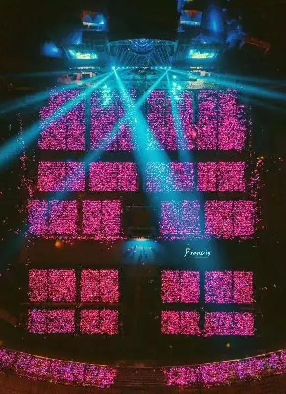 太skr,张学友薛之谦演唱会完整版