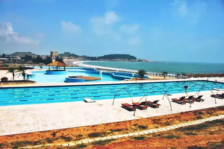 韩国济州岛是一座典型的火山岛,世界有名的火山岛