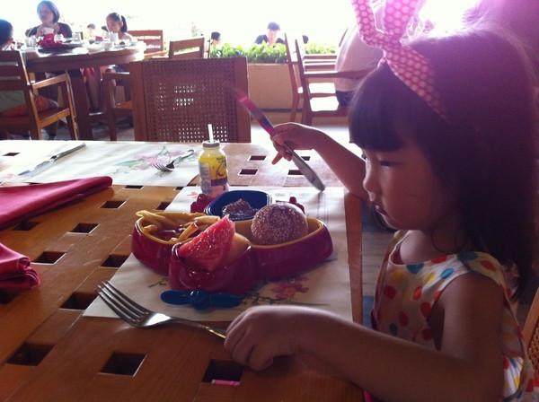 三亚三日游带孩子攻略,三姐妹游三亚