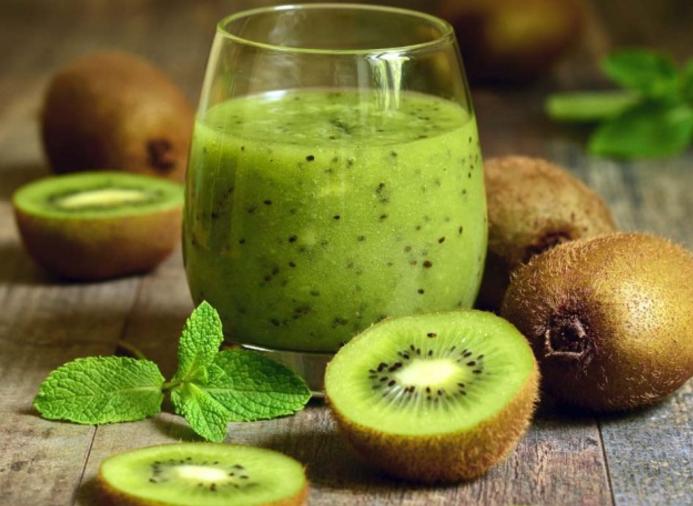 猕猴桃的吃法：猕猴桃和什么一起榨汁能降火！夏季必备
