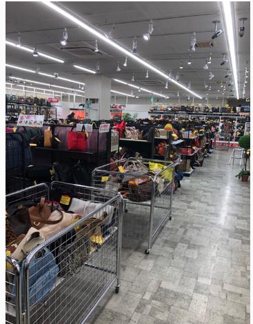 怪不得都爱来福冈，这里中古店太好逛了吧，捡漏LV钱包300元！