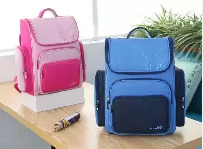 帮助小孩矫正脊椎的东西,12岁女孩改善脊椎的书包