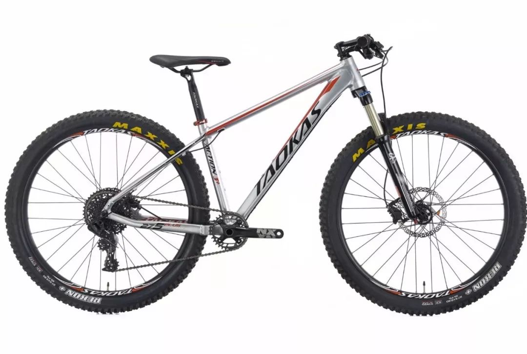 「新手必看」入门级山地整车到底怎么选？