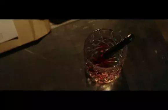 什么样的战术笔能带上飞机火车,带小刀的战术笔能上飞机吗