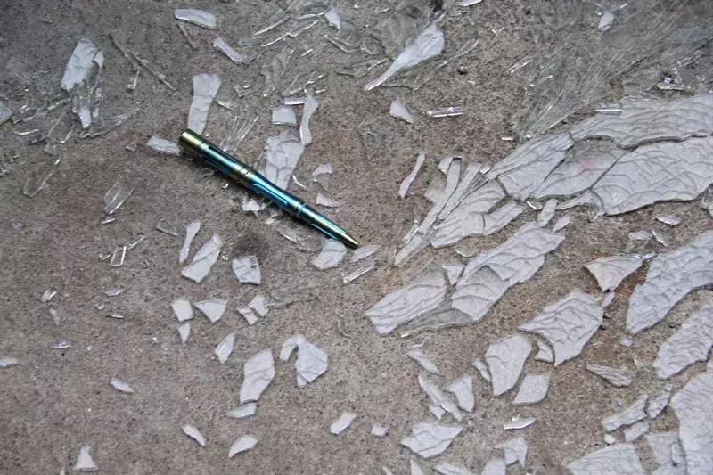 什么样的战术笔能带上飞机火车,带小刀的战术笔能上飞机吗