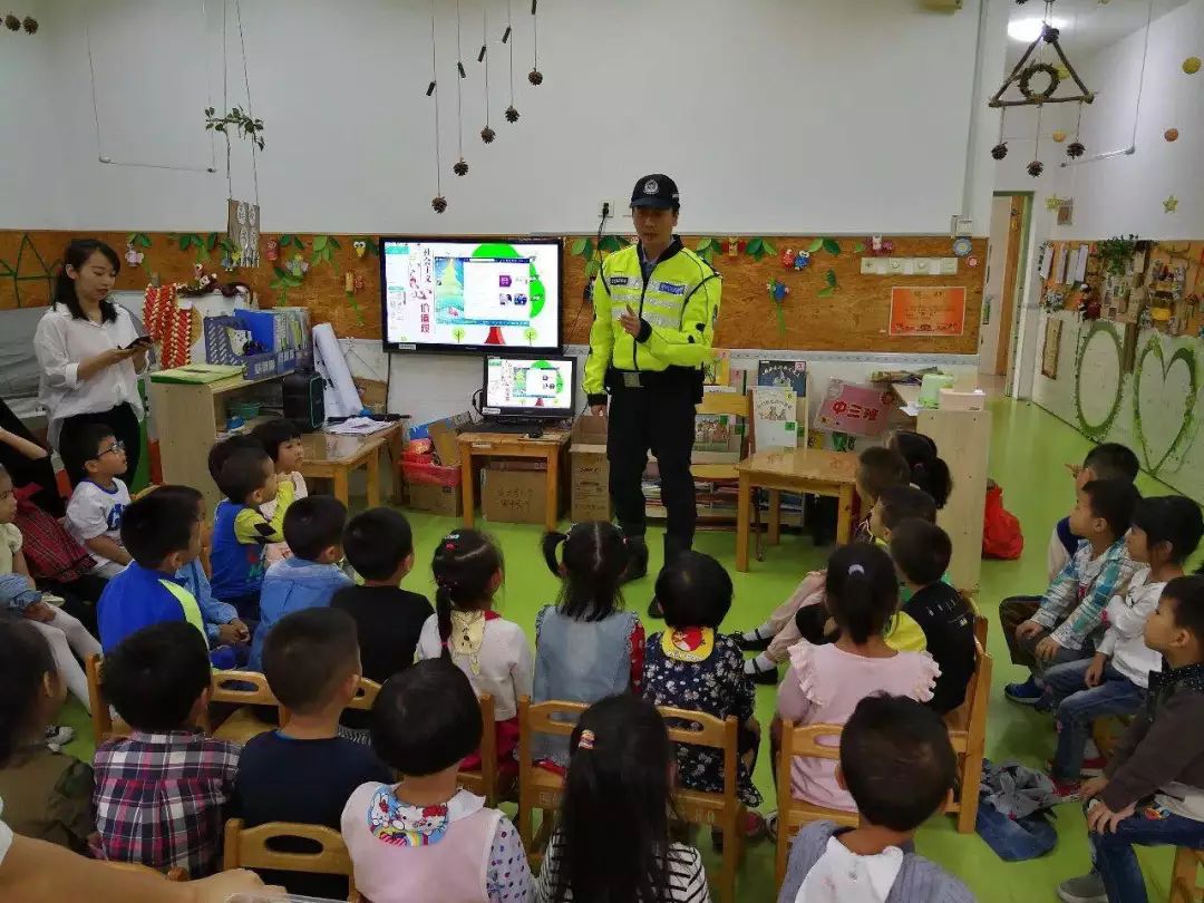 青春献警营，忠诚筑警魂｜南宁交警特勤大队一中队青年文明号创建风采