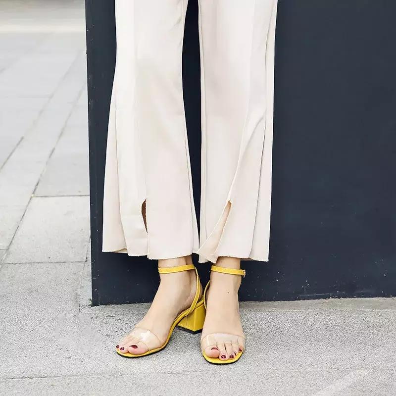 时尚高跟凉鞋舒适百搭更显女人味,夏季凉鞋高跟露脚