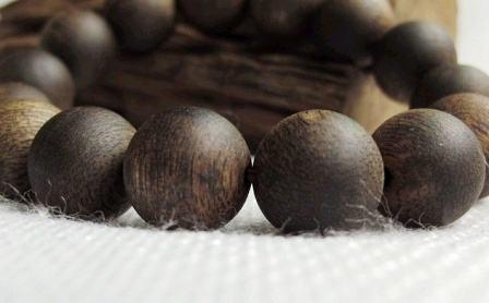 奇楠有哪些作用,奇楠精油有什么作用