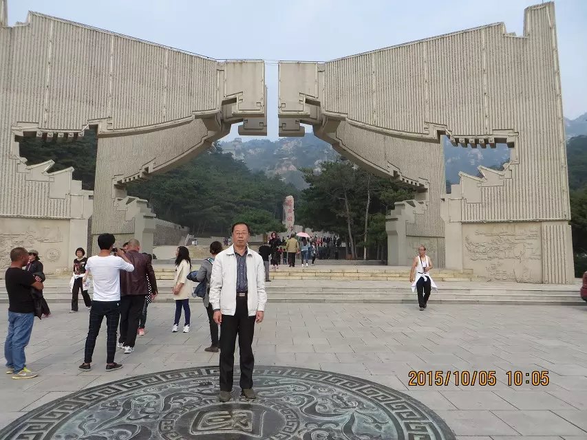 旅游随笔——敢把“情人”葬在身边的皇后