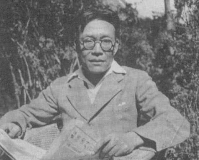 她是民国“第一女神”，与三个男人纠缠不清，网友：就是个绿茶