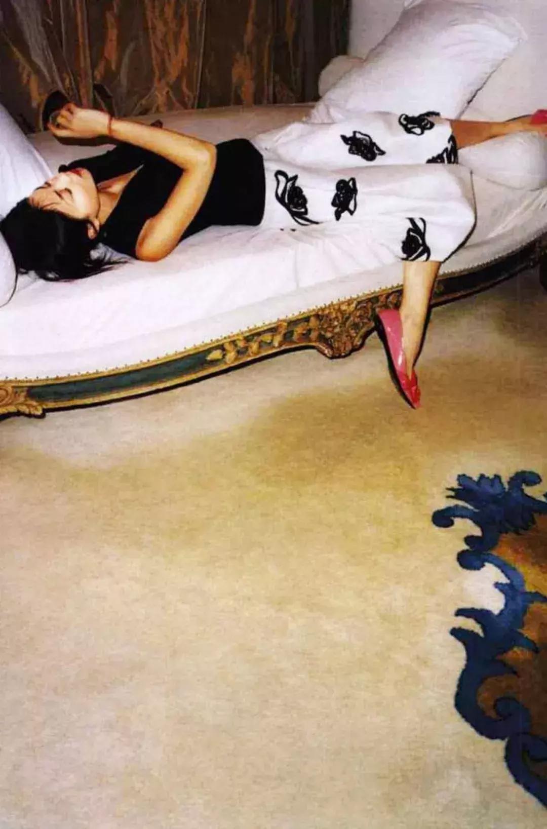 过期的凤梨罐头,过期凤梨罐头原文