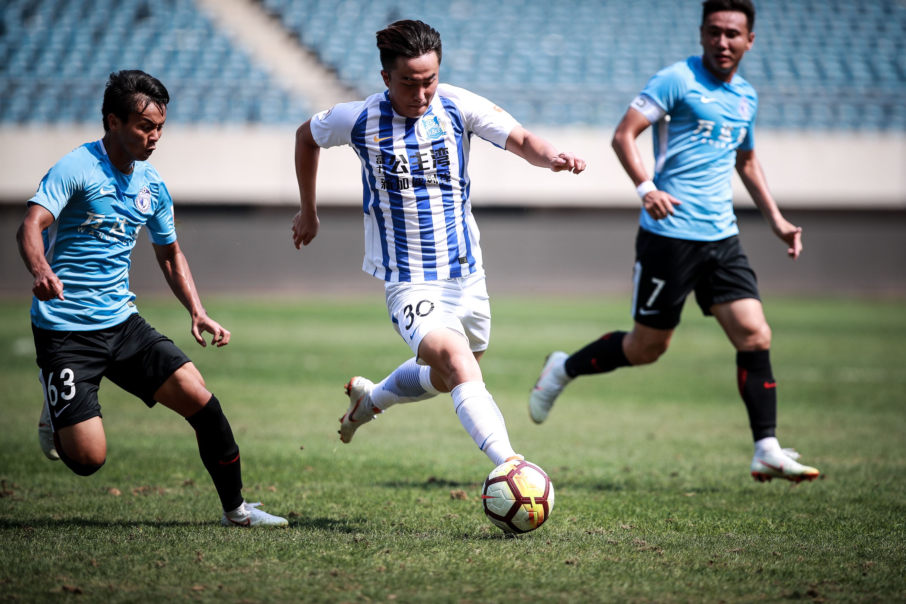 预备队联赛｜小将当家，富力0比2不敌一方
