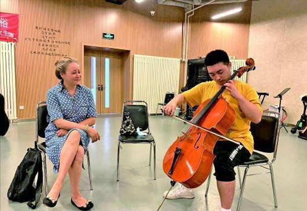 潍坊一中高考状元孟令昊报哪里了,潍坊状元孟令昊在哪上的新华初中