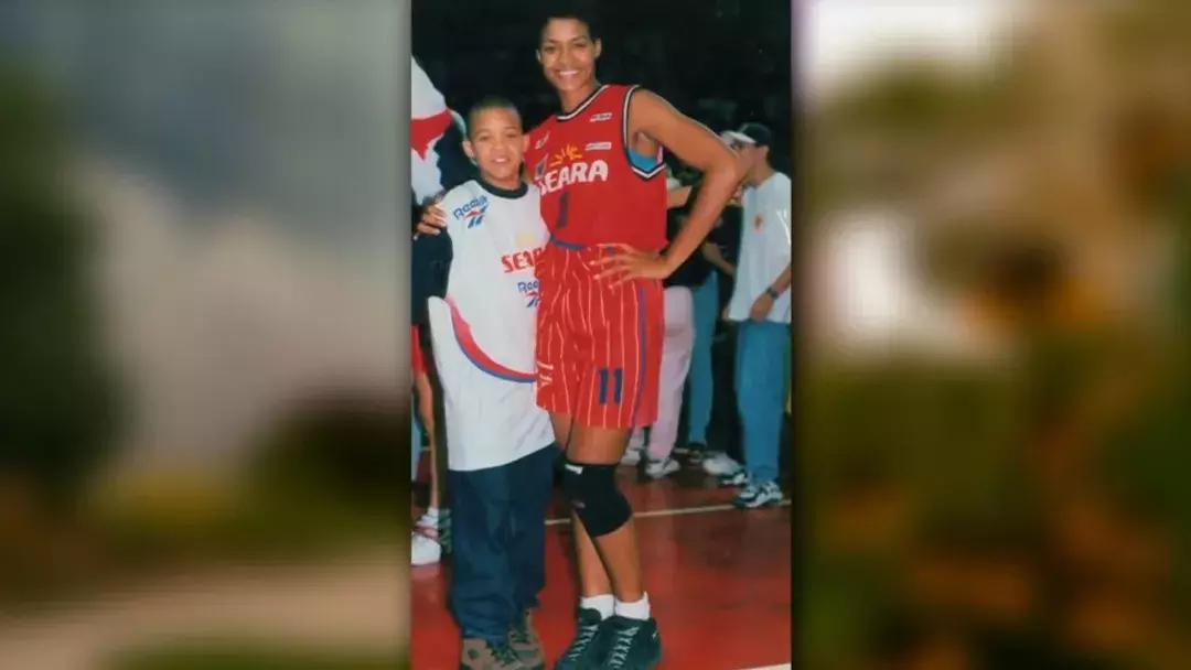 5大囧mvp帕金斯,奥尼尔五大囧mvp