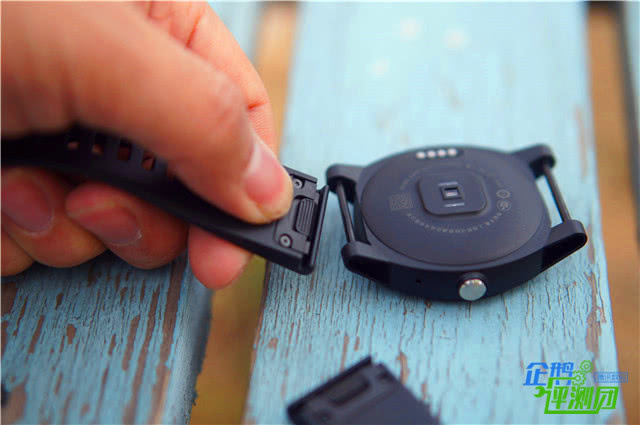 斐讯智能手表w2的app,斐讯智能手表w2怎么调整时间