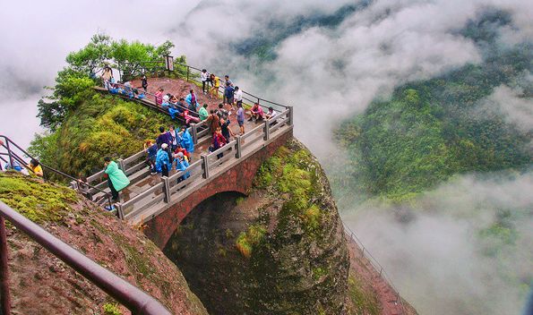 金庸笔下最美的十大旅游景点,金庸笔下的绝美风景