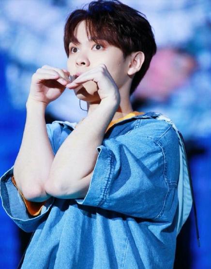 蔡徐坤偶练每次的排名,李希侃和蔡徐坤的照片