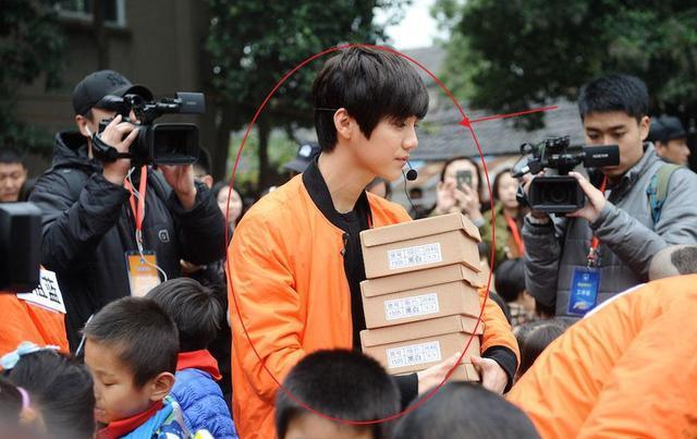 exo曾经的偶像,曾经exo公认最帅成员