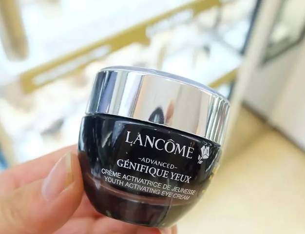 十大淡化细纹抗皱眼霜排行榜,真正去细纹黑眼圈有效的眼霜